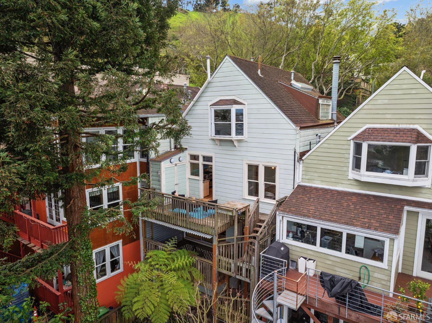 3343 Folsom Street