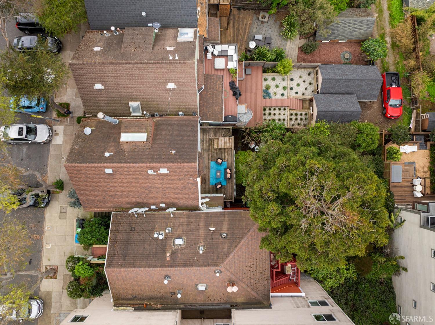 3343 Folsom Street