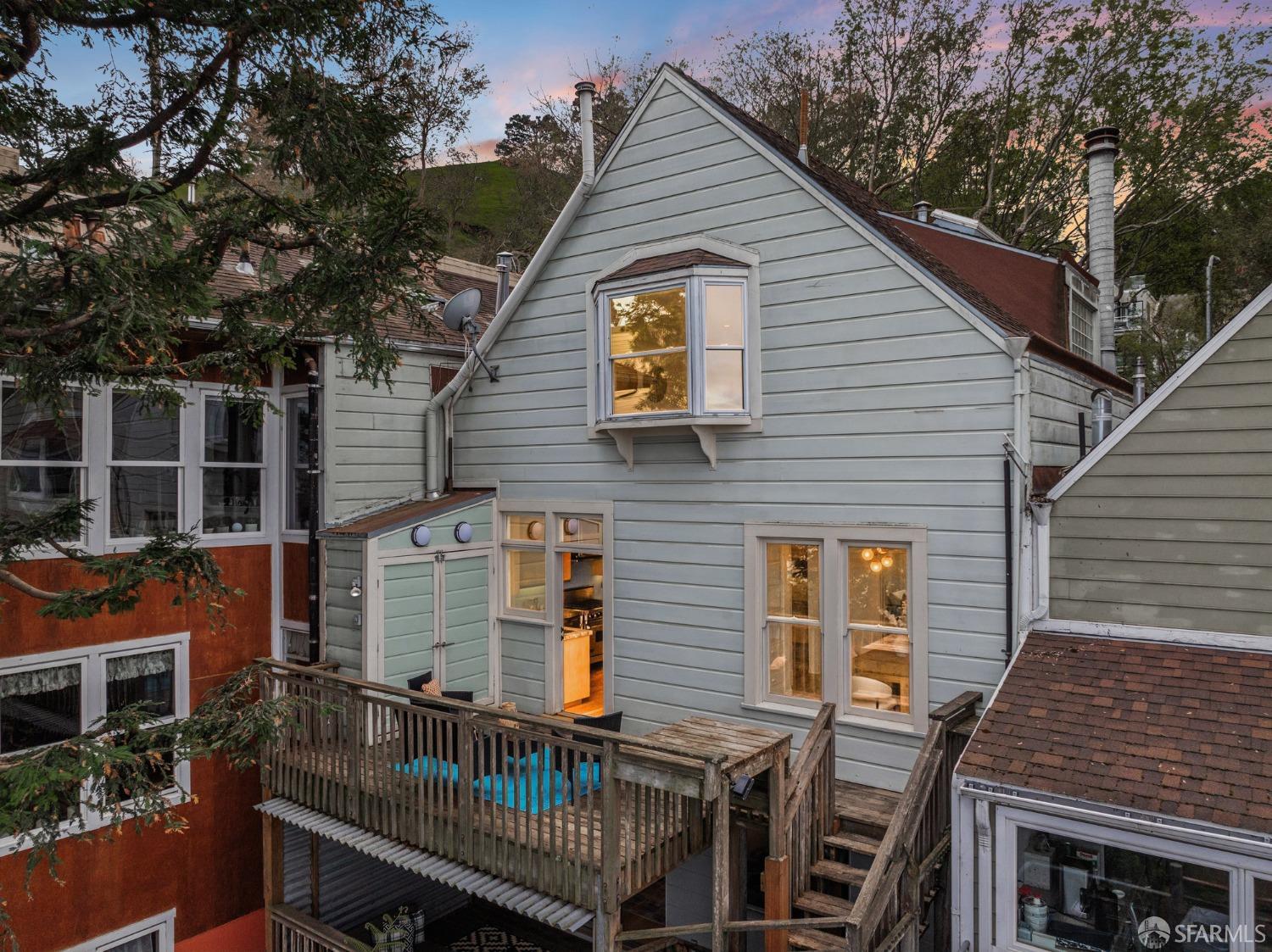 3343 Folsom Street