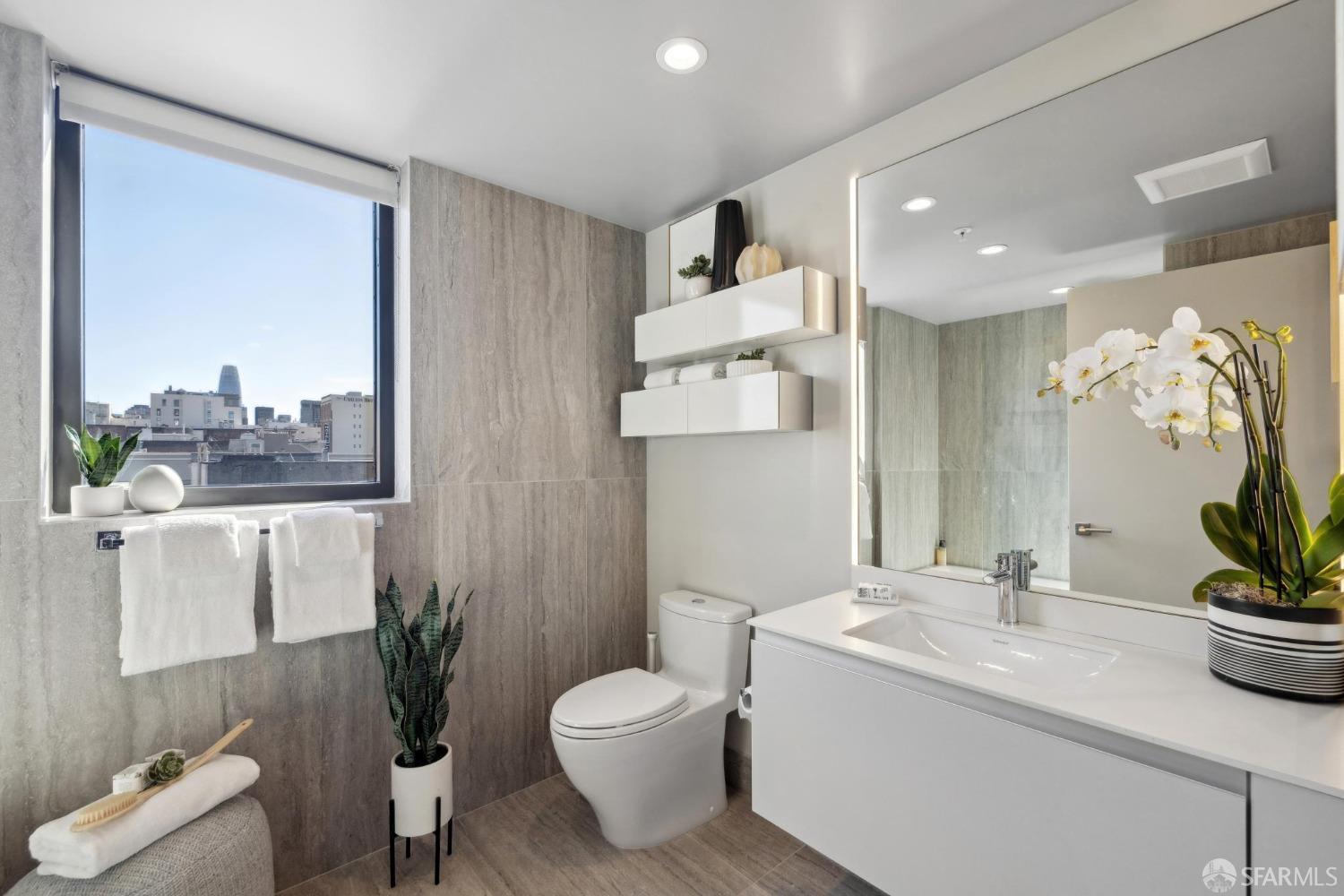 1238 Sutter Street # 401