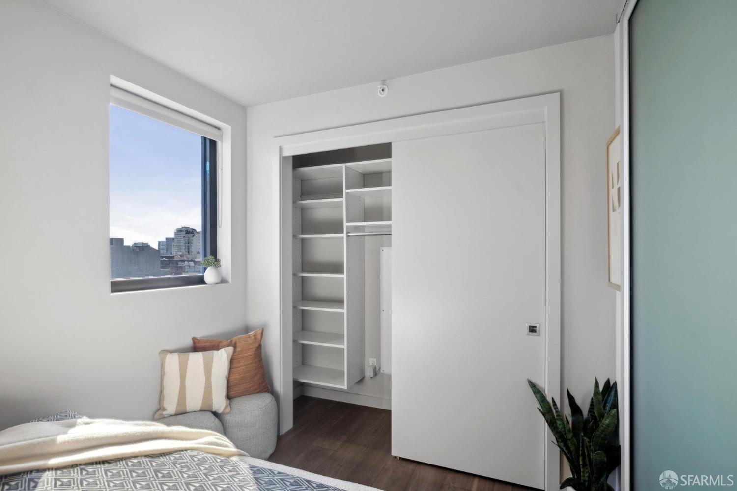 1238 Sutter Street # 401