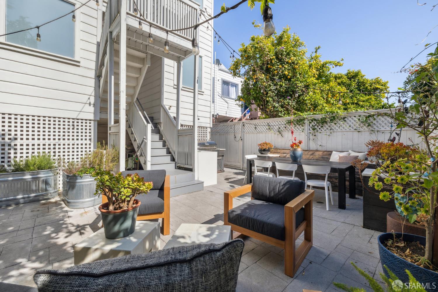 1144 York Street
