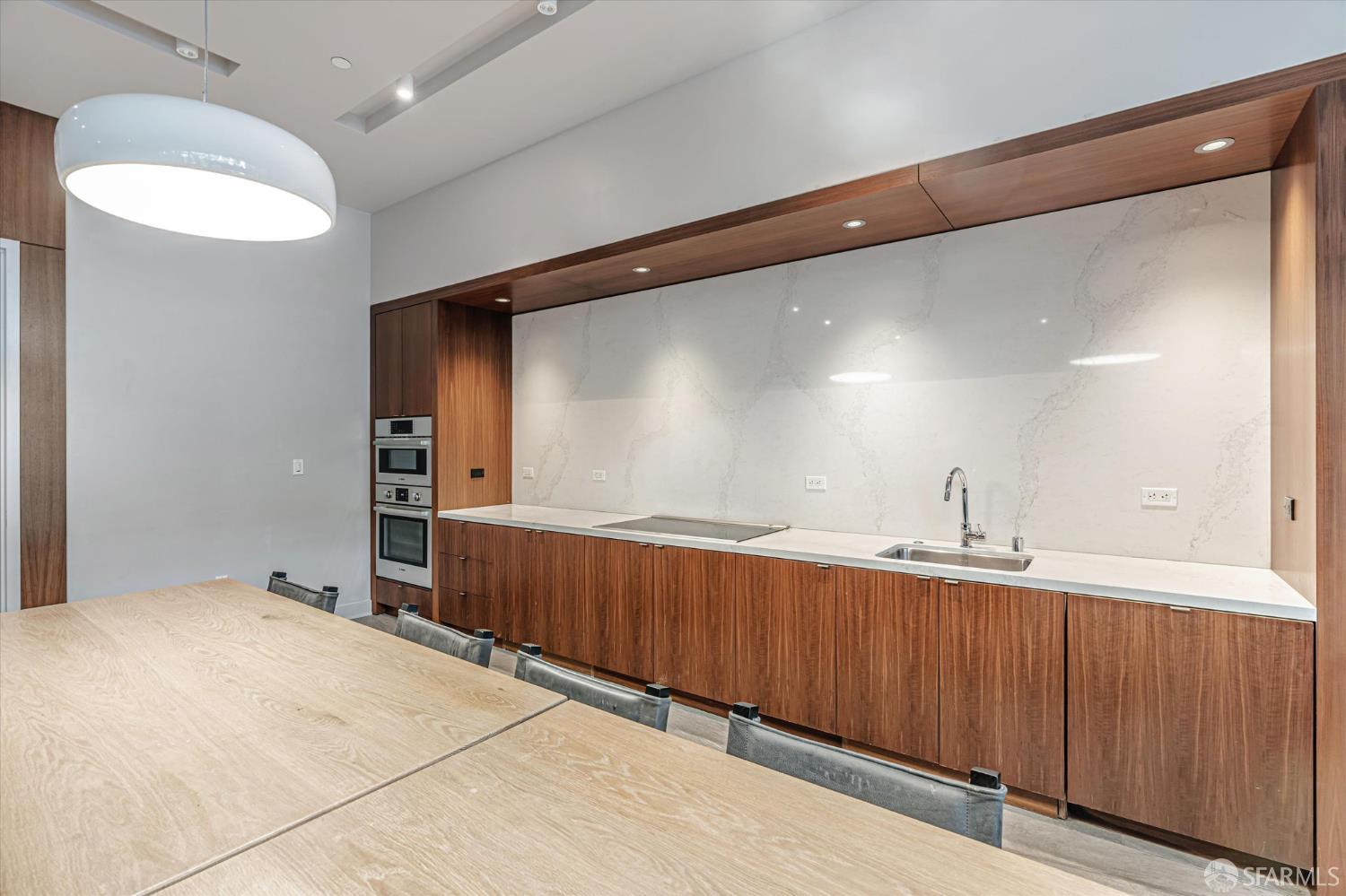 1688 Pine Street # W1203