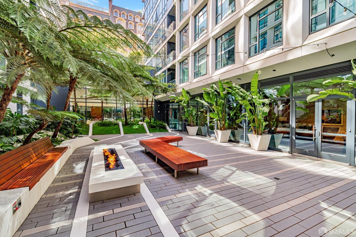 1688 Pine Street # W1203