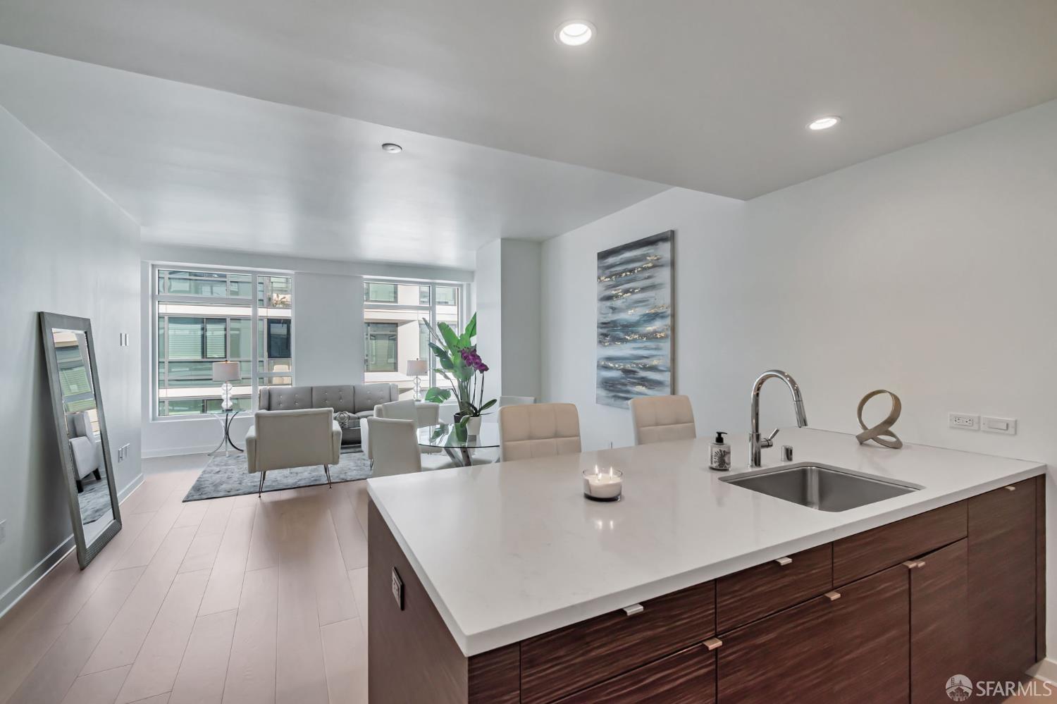 1688 Pine Street # W1203