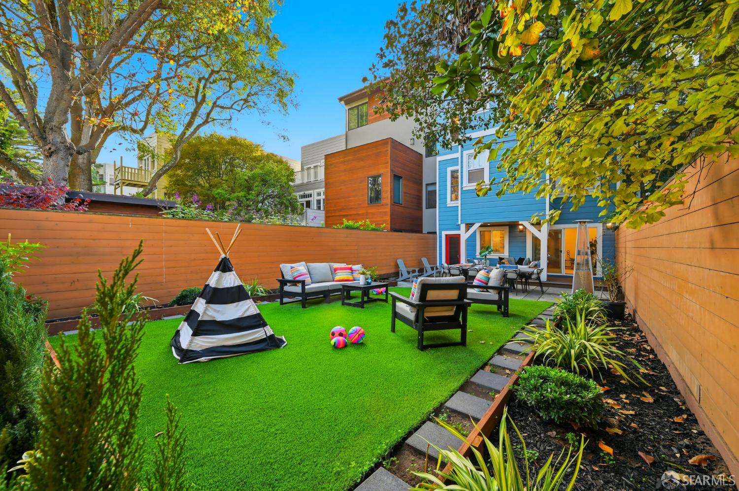 154-156 Funston Avenue