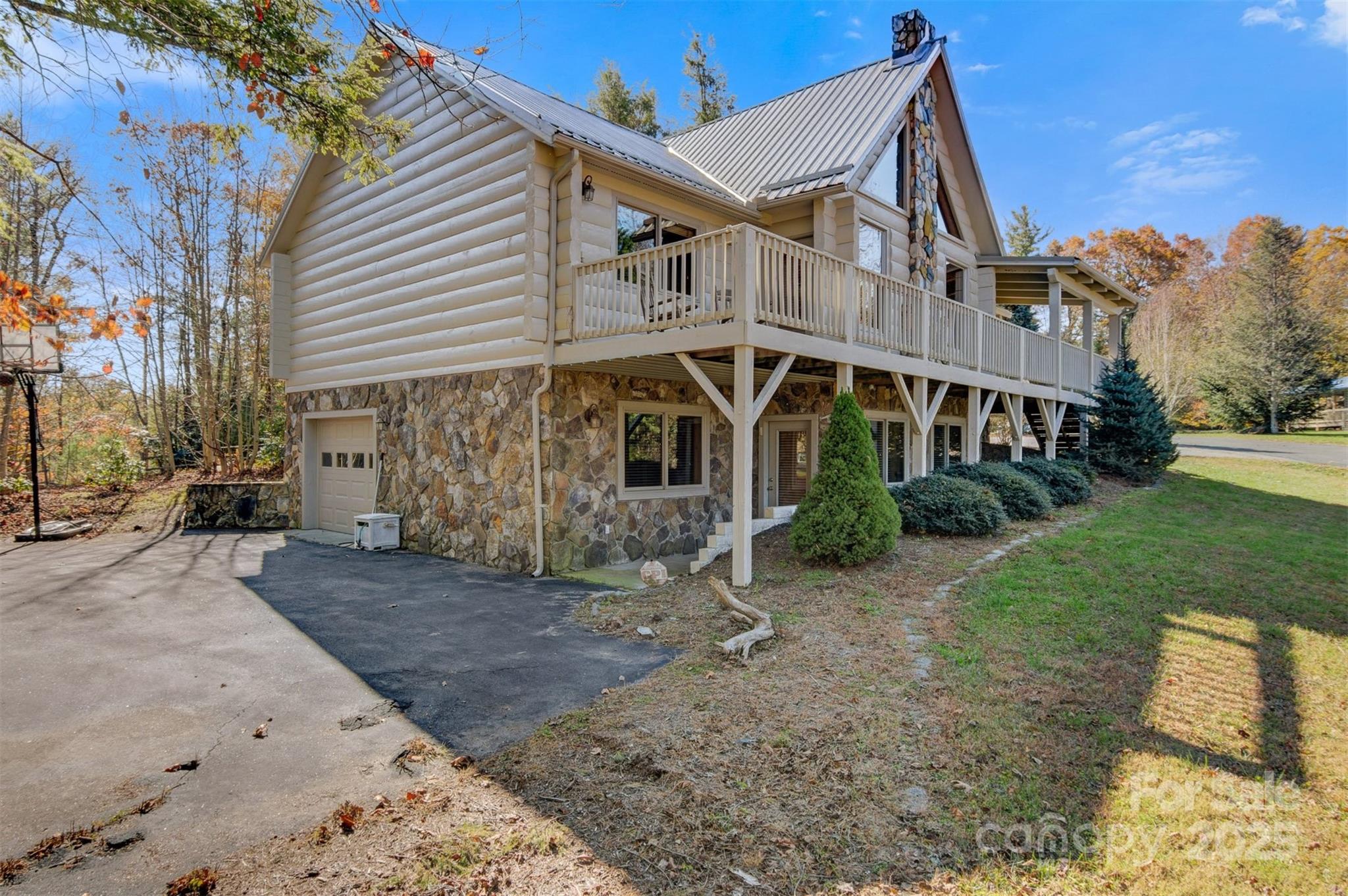 969 Twin Bridges Drive