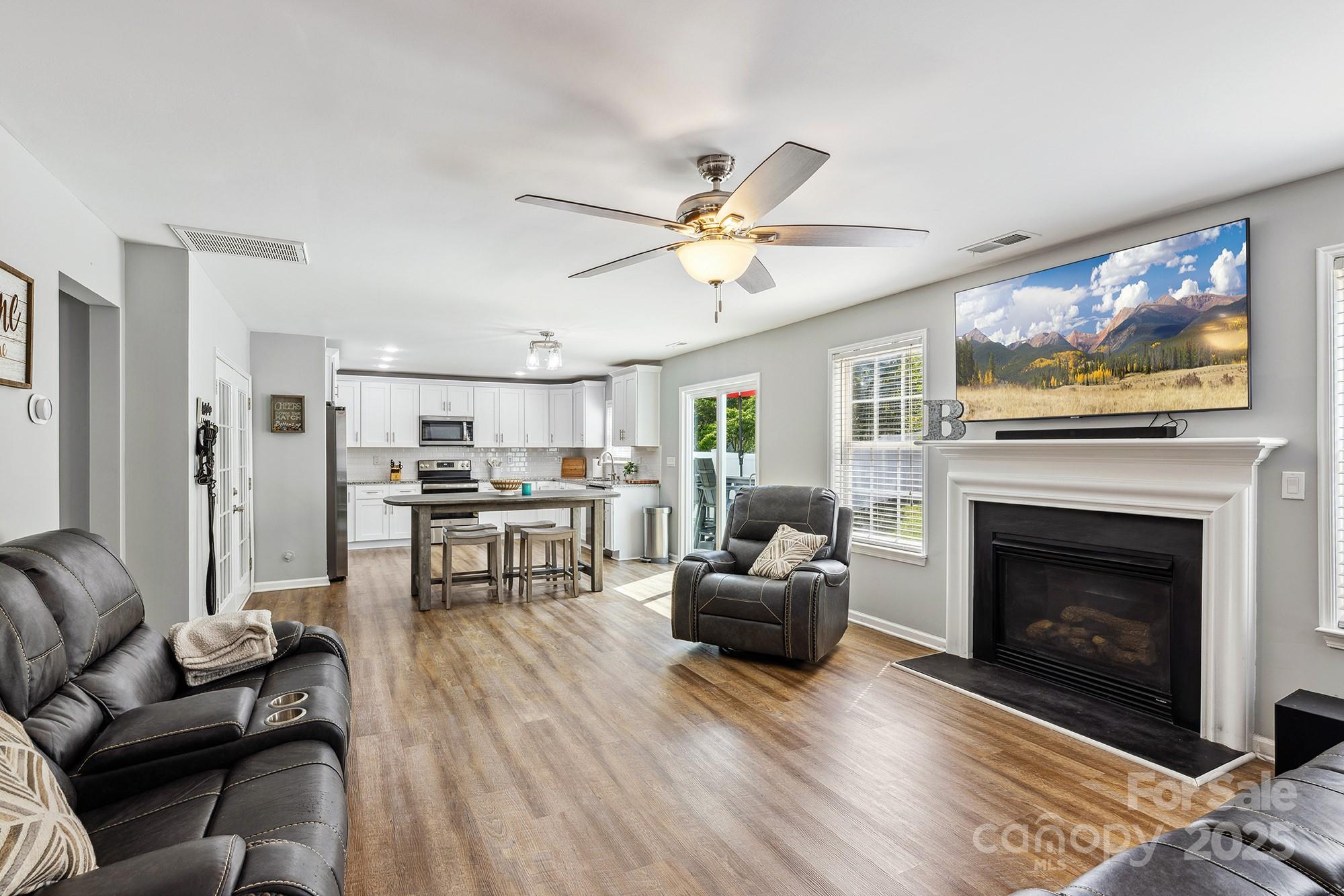 10815 Mountain Springs Drive