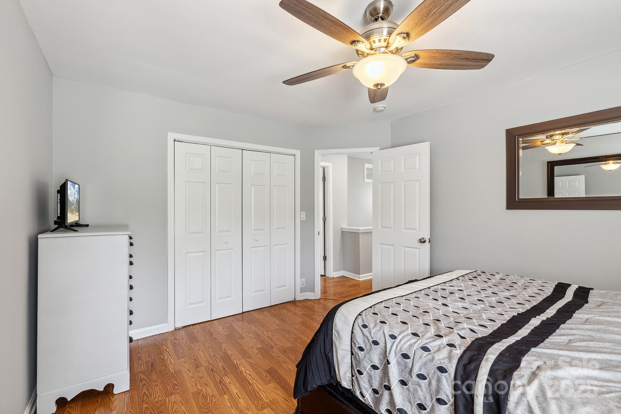 10815 Mountain Springs Drive