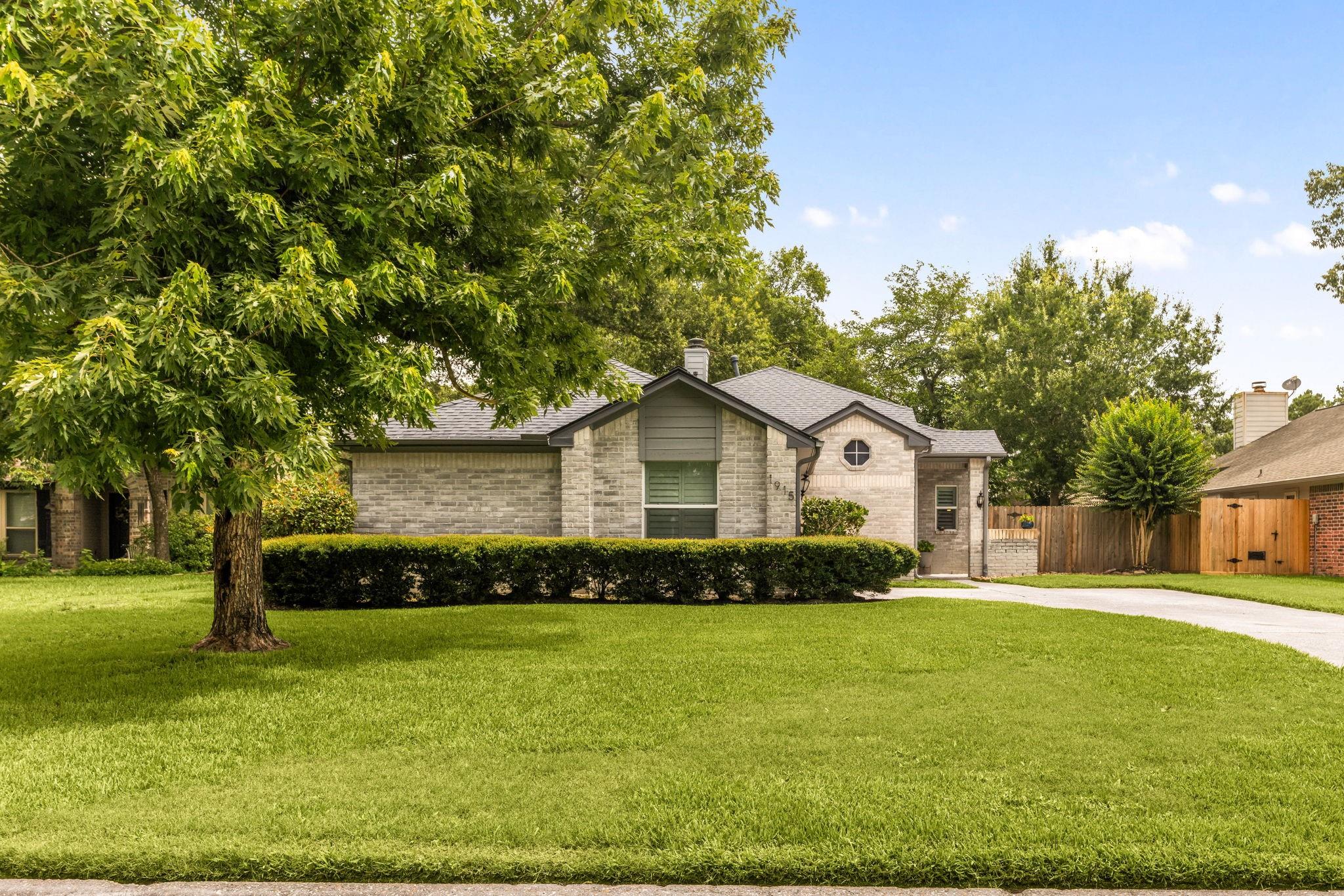 1915 Mercoal Drive