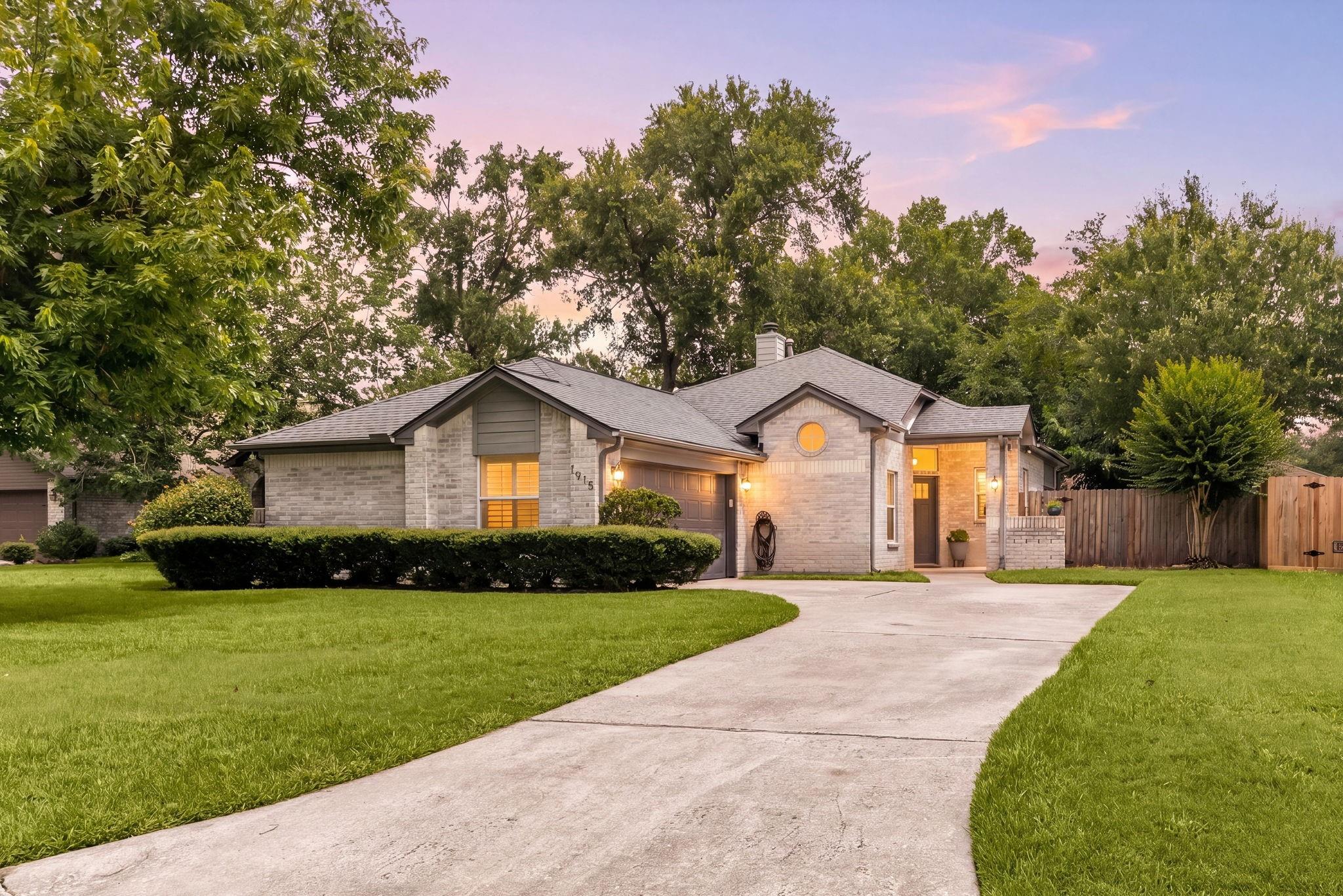 1915 Mercoal Drive
