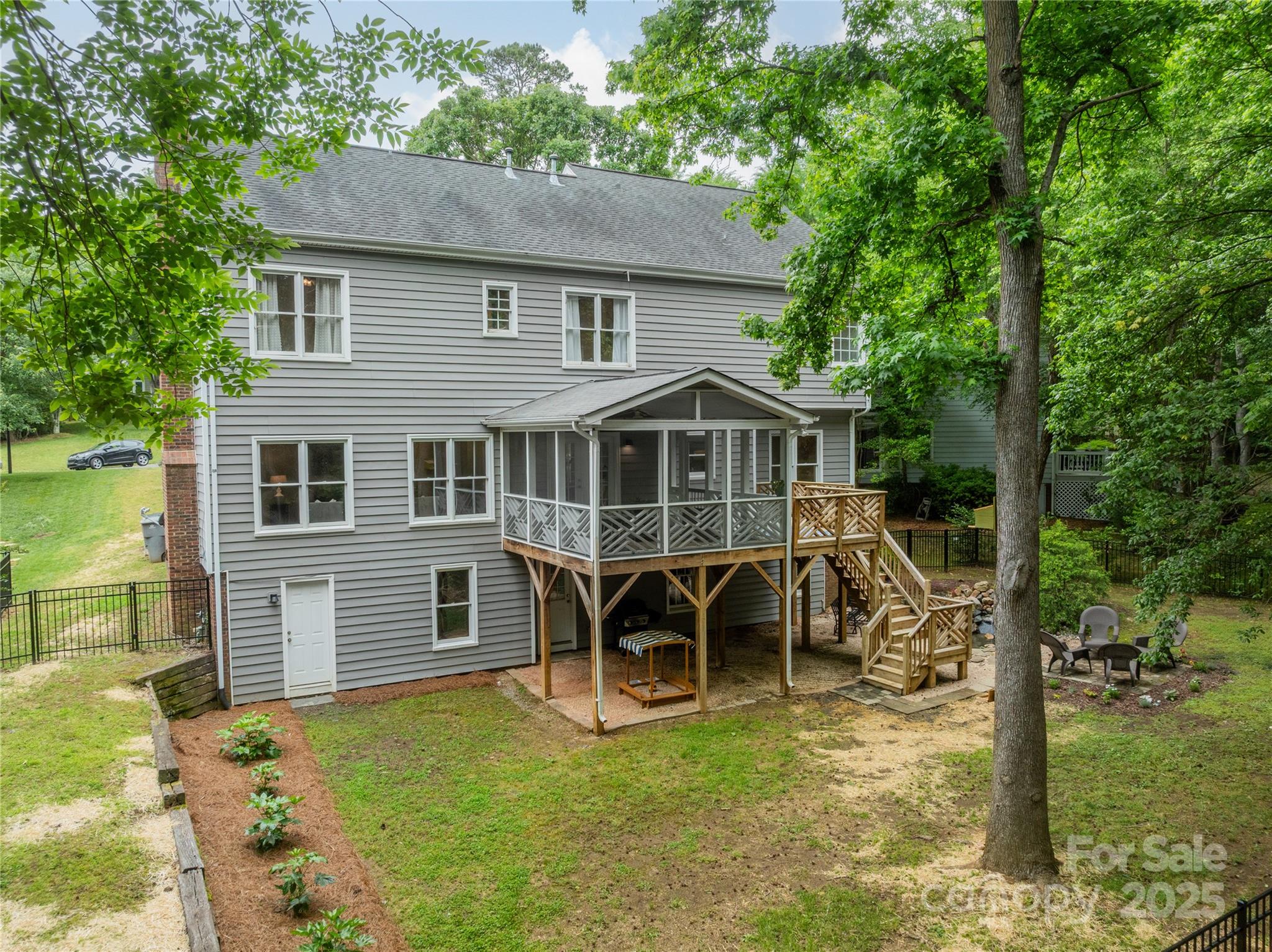 2907 Notchview Court