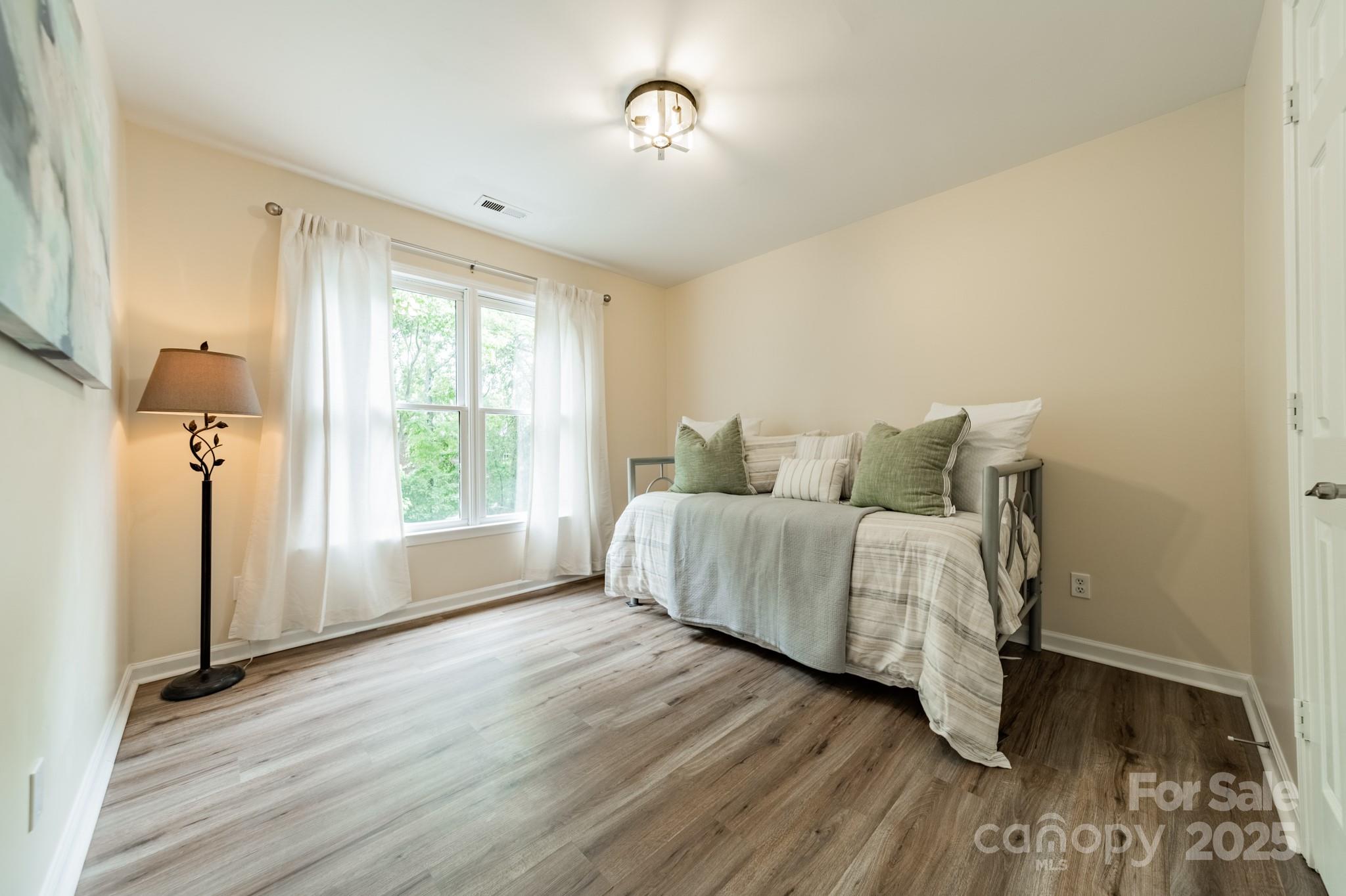 2907 Notchview Court