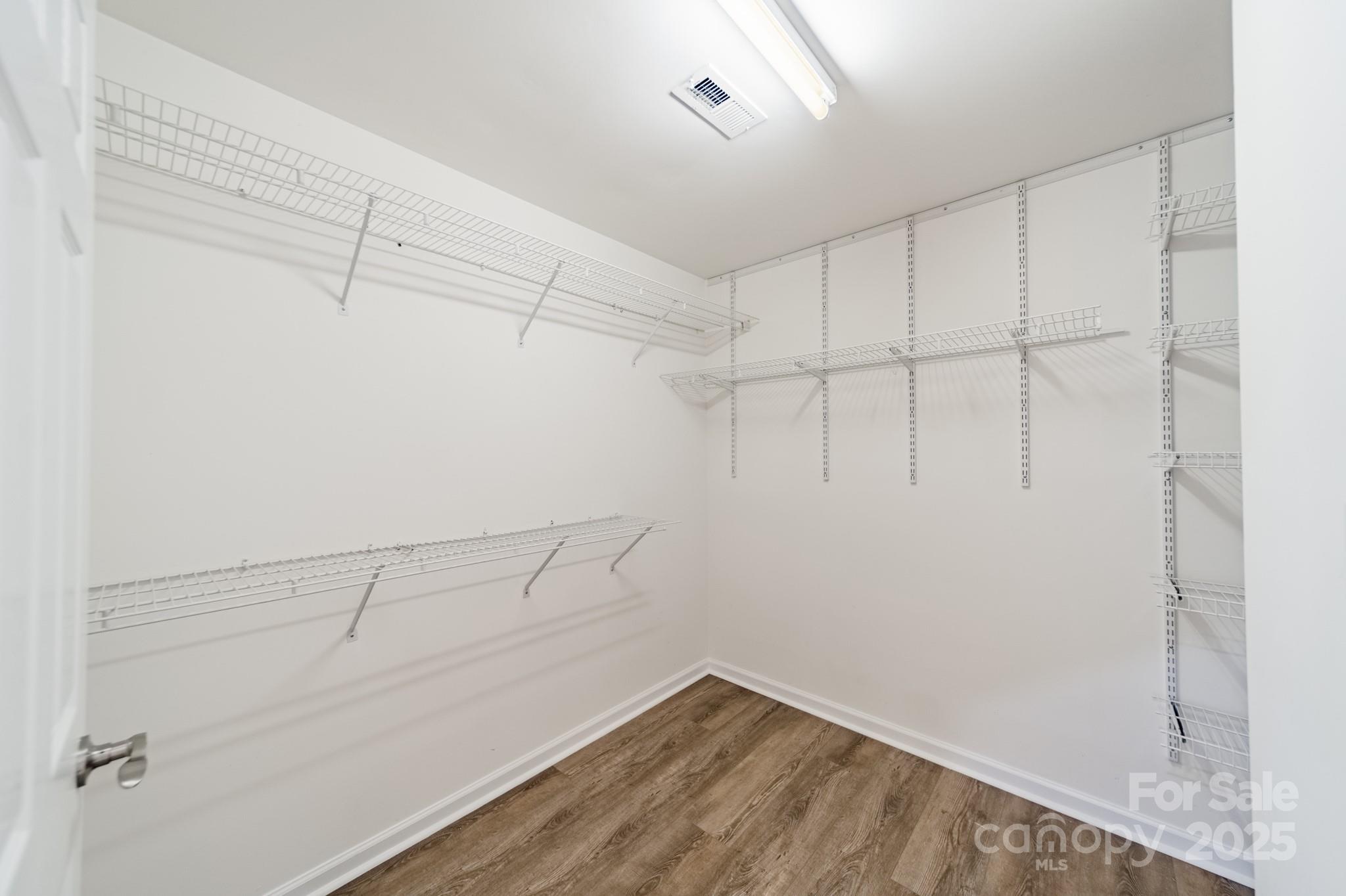 2907 Notchview Court
