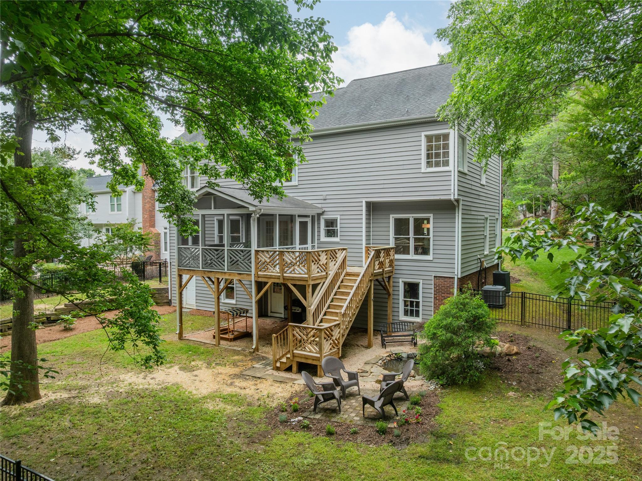2907 Notchview Court