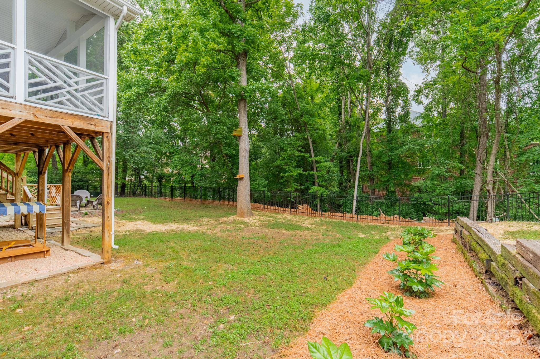 2907 Notchview Court