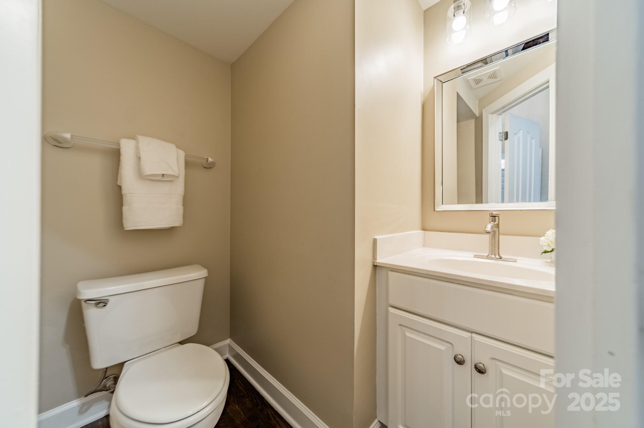 2907 Notchview Court