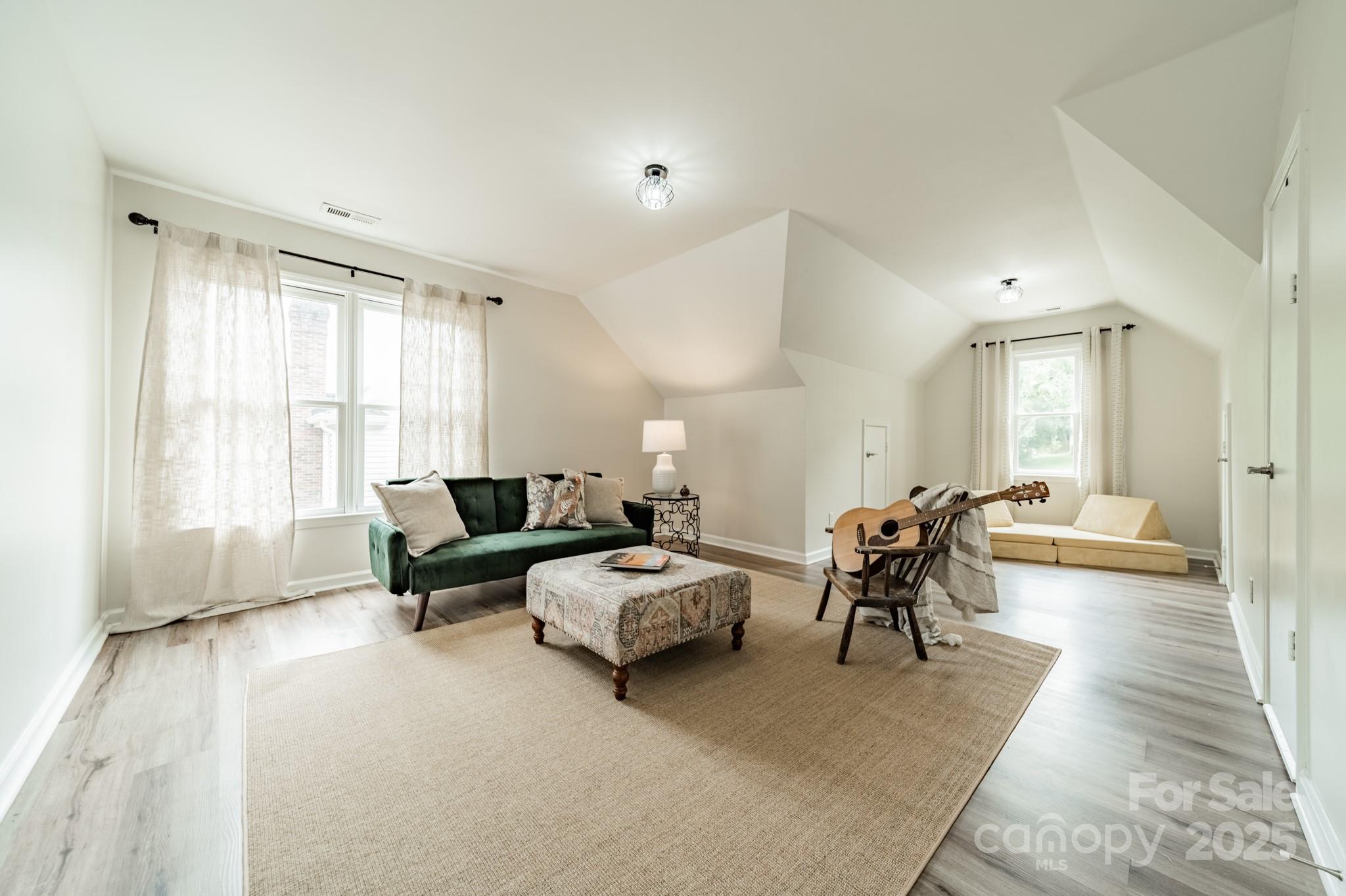 2907 Notchview Court