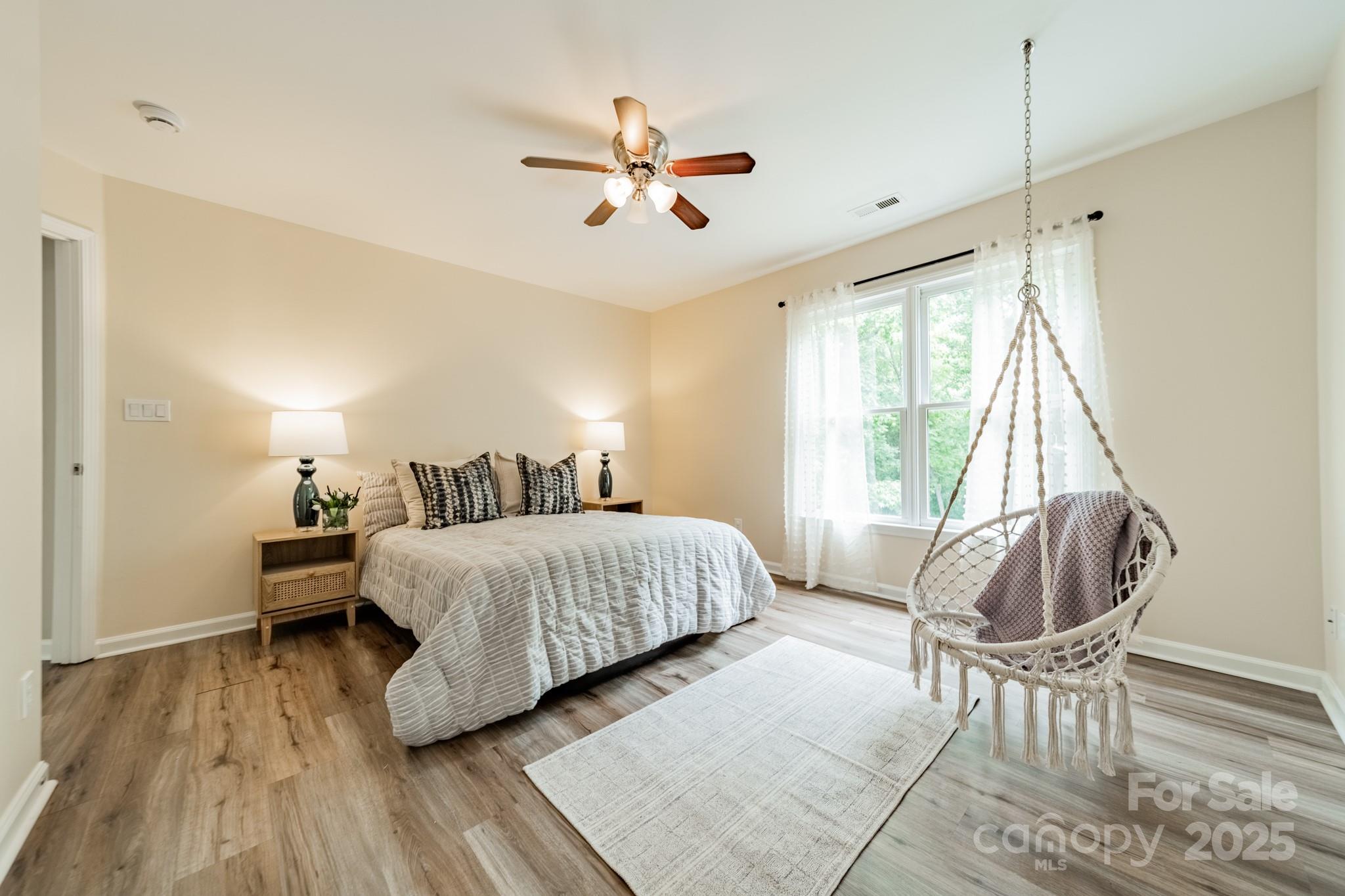 2907 Notchview Court