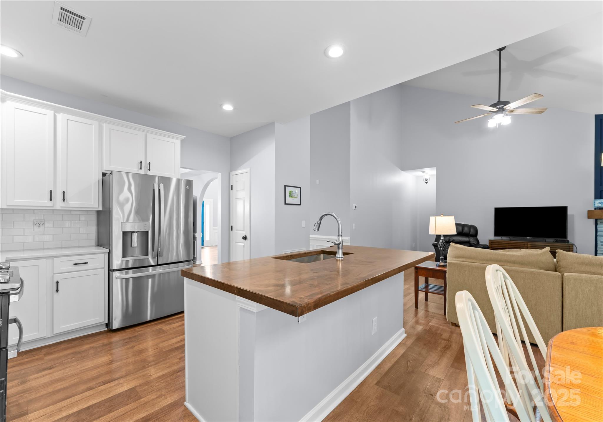 15301 Marsh Field Court