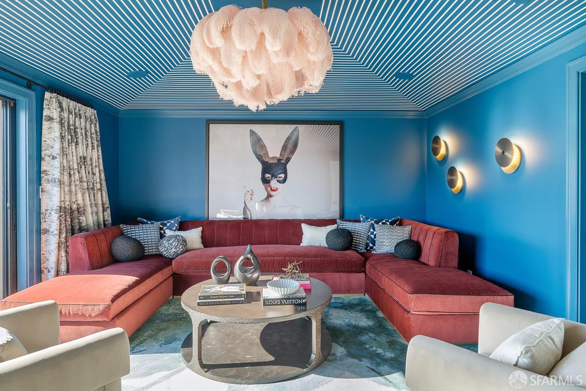 45 Capra Way