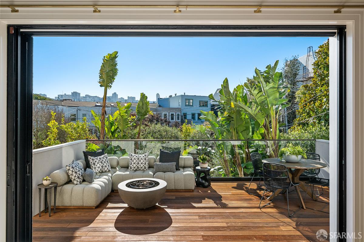 45 Capra Way