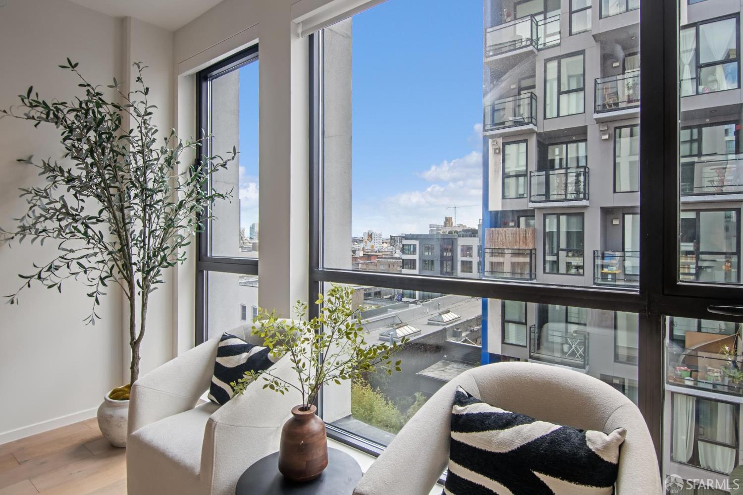 1433 Bush Street # 504