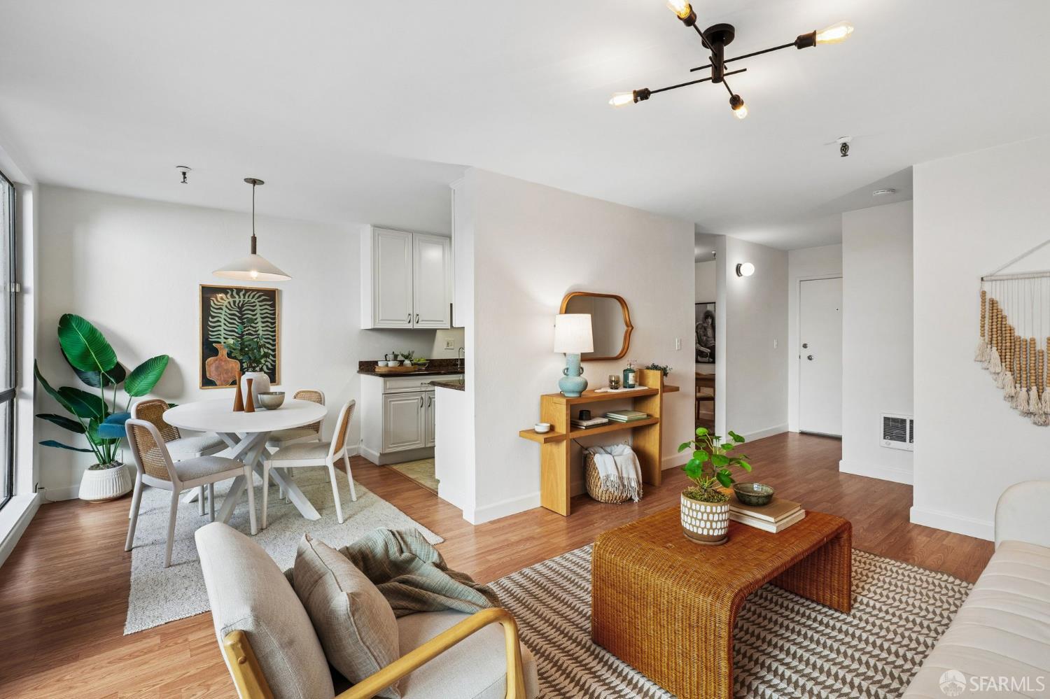 771 Kingston Ave #104 | 2-Bed Condo with Private Backyard Near Piedmont Ave