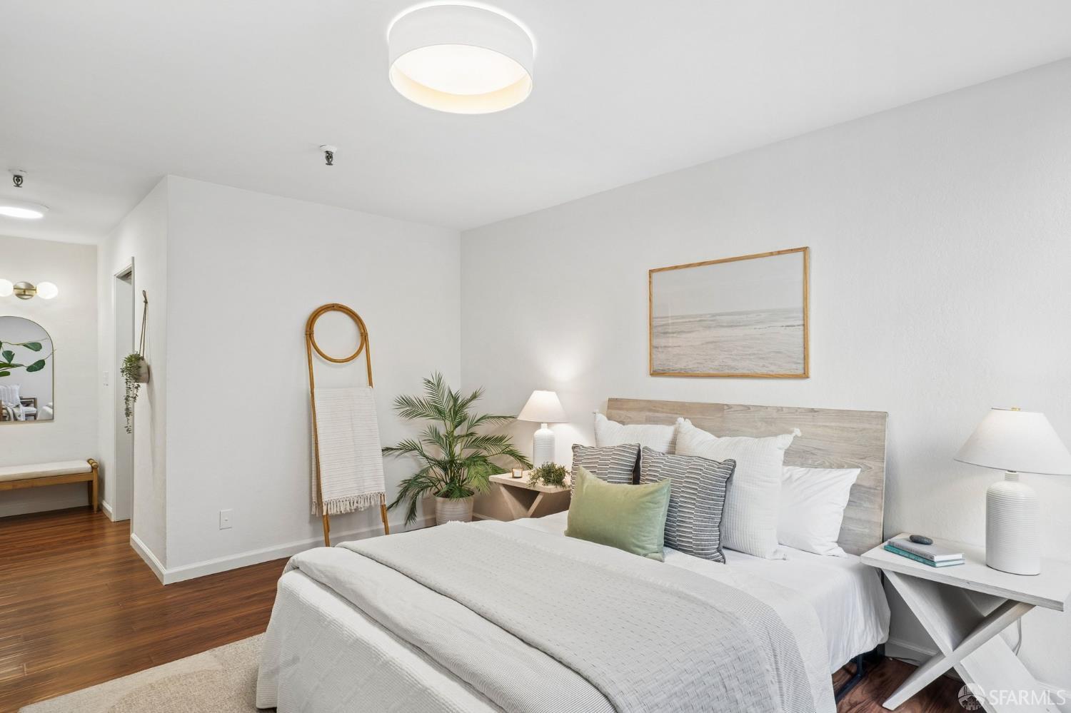771 Kingston Ave #104 | 2-Bed Condo with Private Backyard Near Piedmont Ave