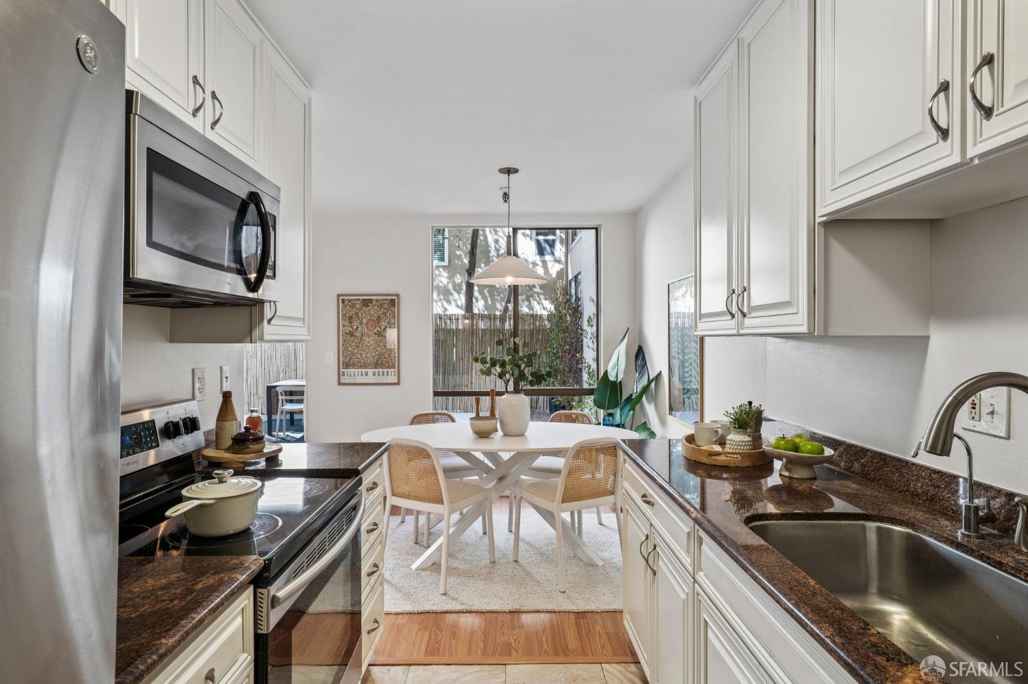 771 Kingston Ave #104 | 2-Bed Condo with Private Backyard Near Piedmont Ave