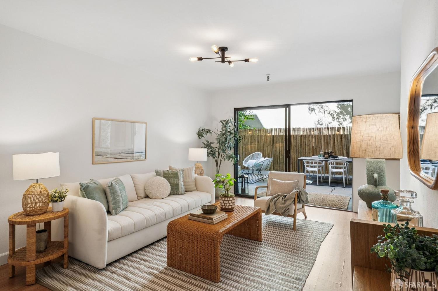 771 Kingston Ave #104 | 2-Bed Condo with Private Backyard Near Piedmont Ave