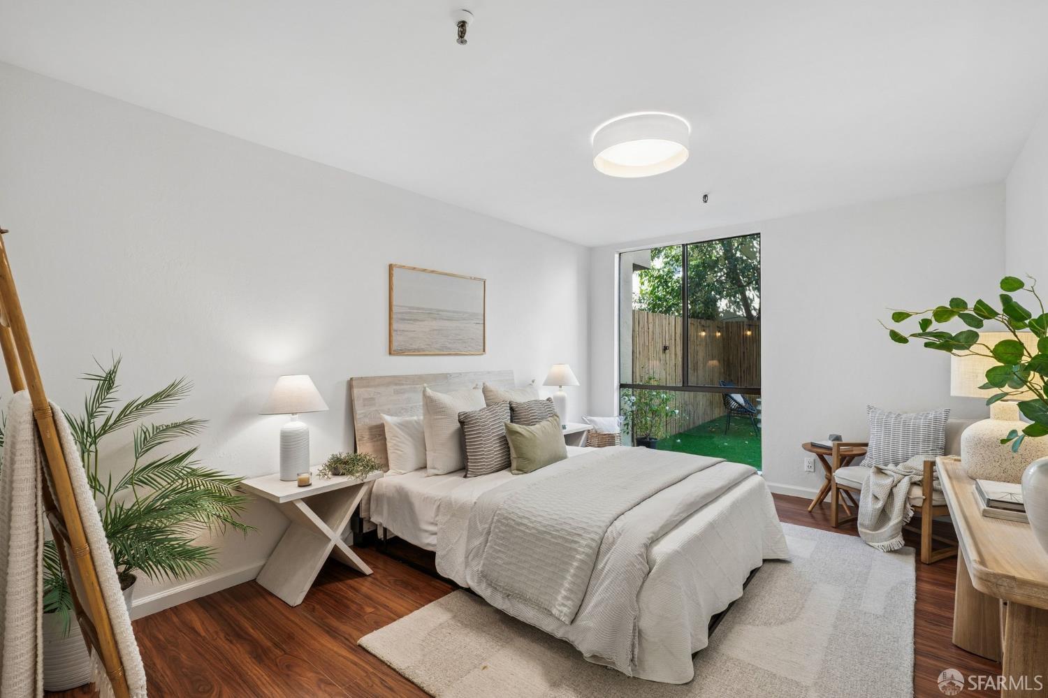 771 Kingston Ave #104 | 2-Bed Condo with Private Backyard Near Piedmont Ave
