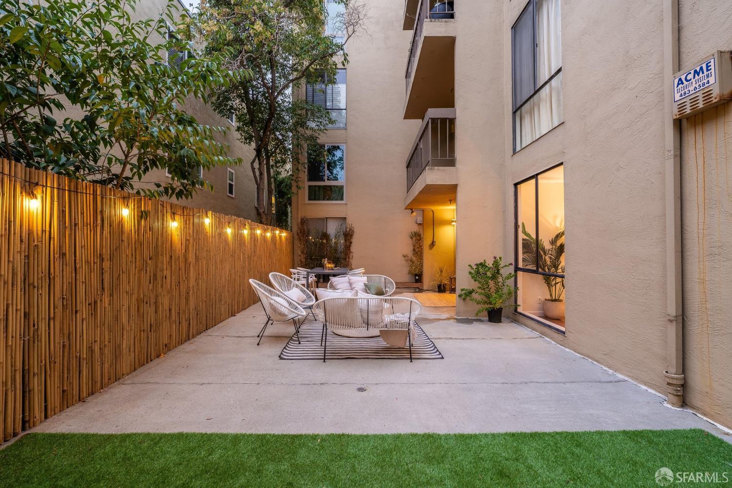 771 Kingston Ave #104 | 2-Bed Condo with Private Backyard Near Piedmont Ave
