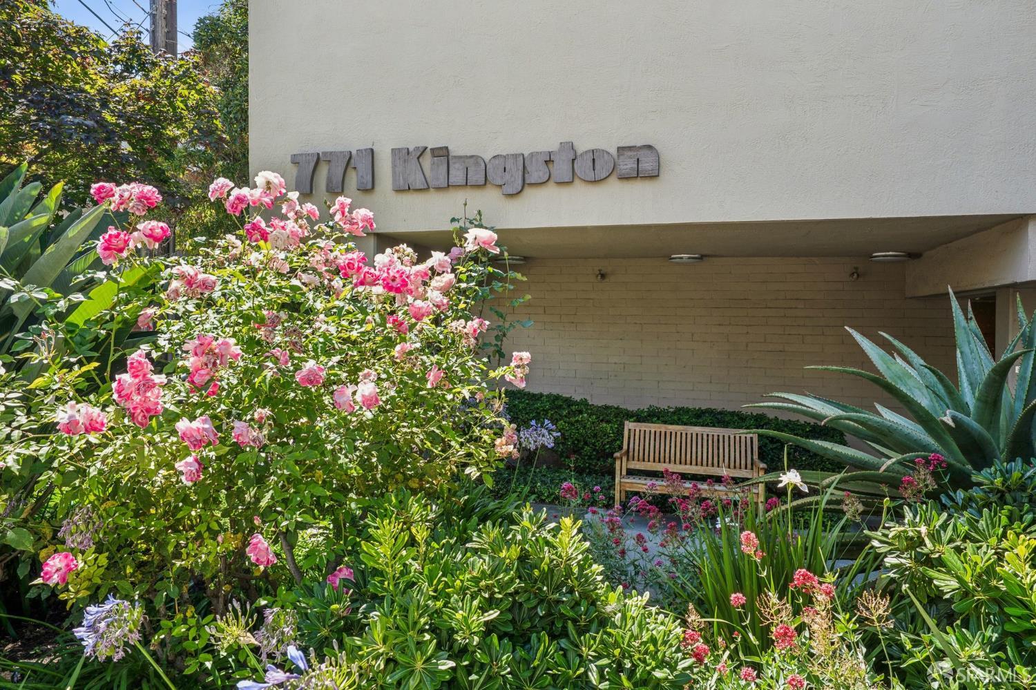 771 Kingston Ave #104 | 2-Bed Condo with Private Backyard Near Piedmont Ave