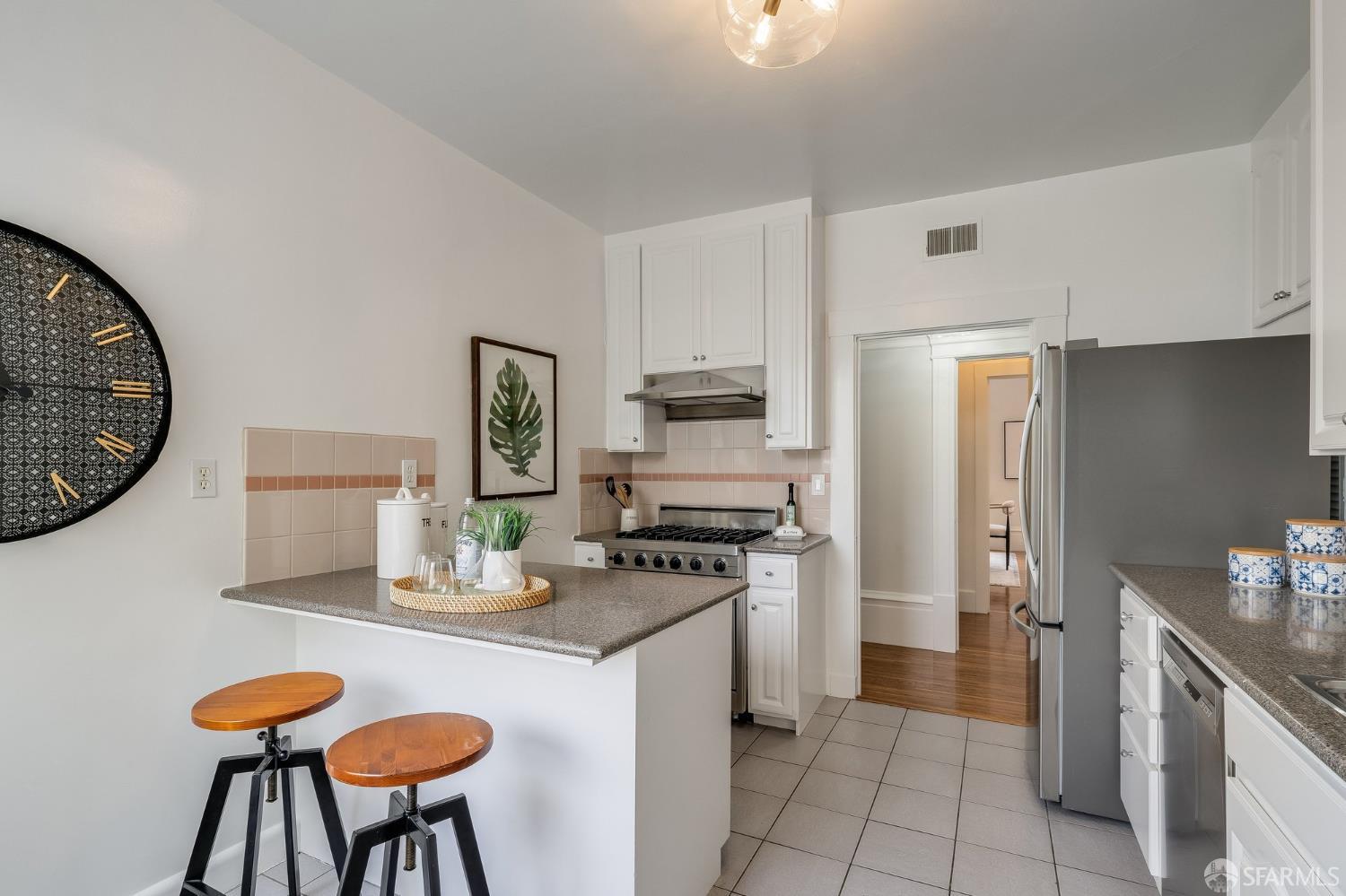 1859 Vallejo Street # 4