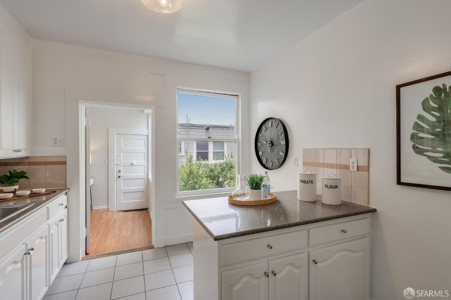 1859 Vallejo Street # 4