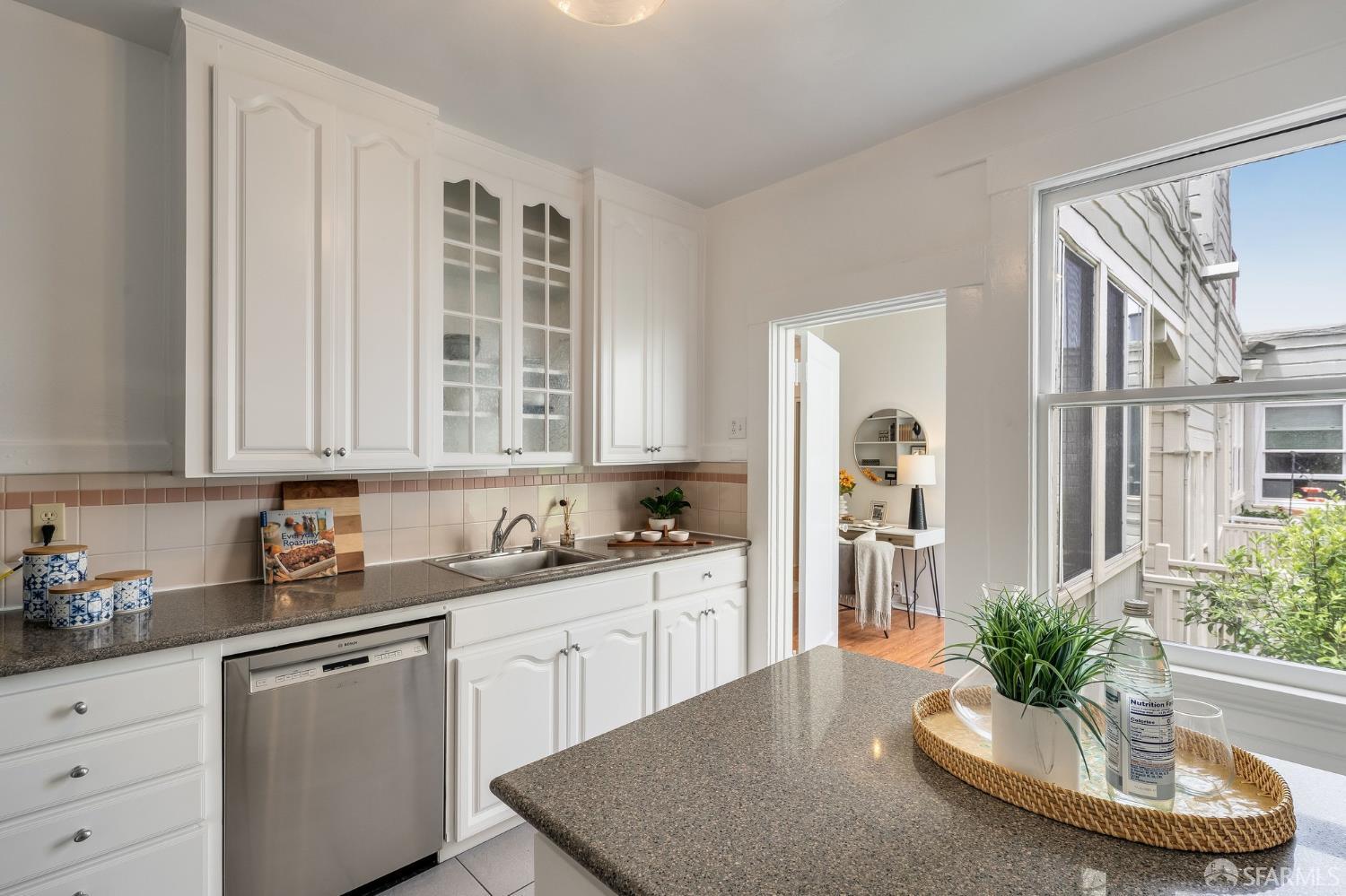 1859 Vallejo Street # 4