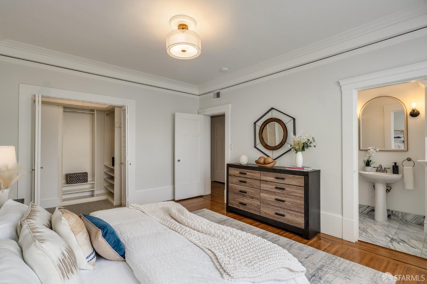 1859 Vallejo Street # 4
