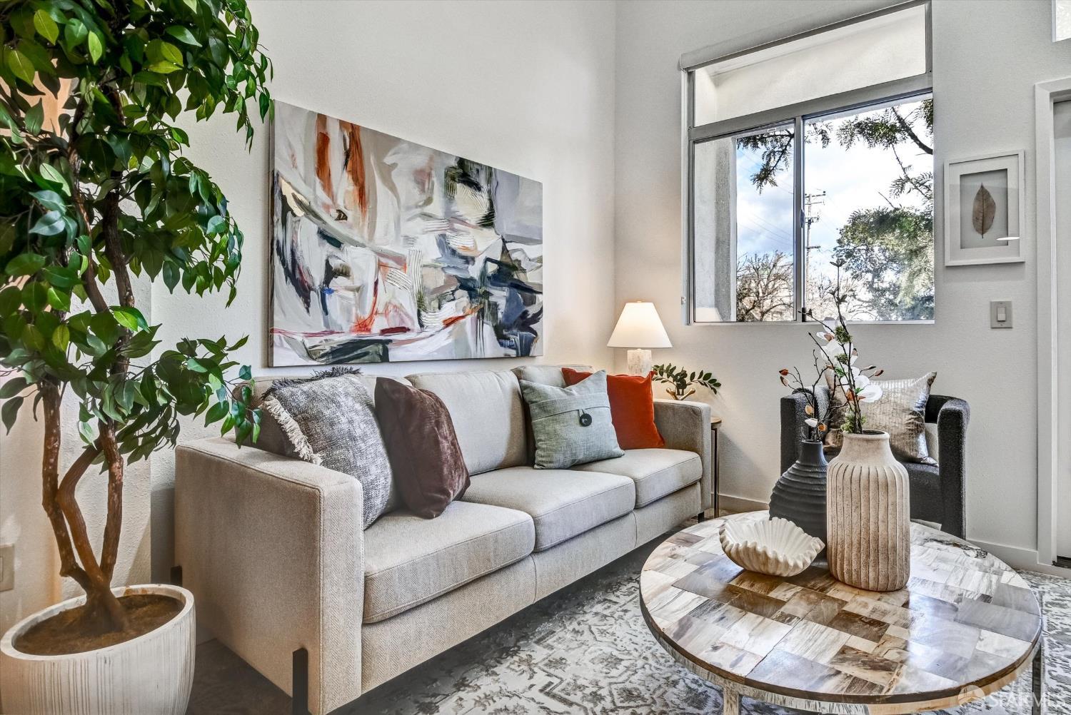 425 28th Street # 202a