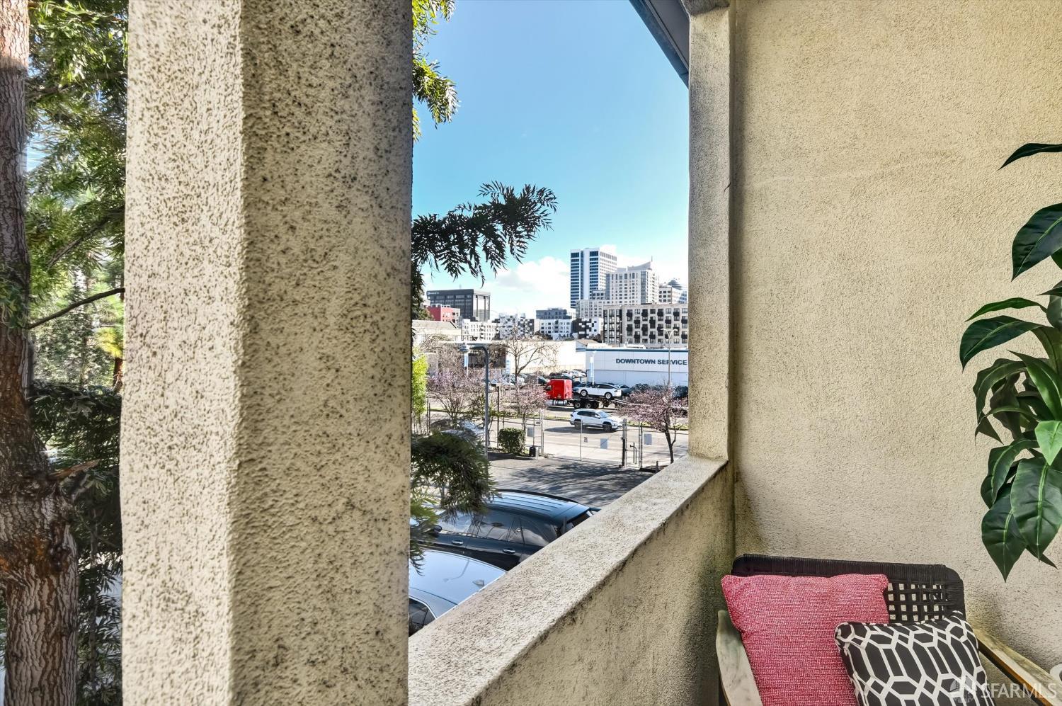 425 28th Street # 202a