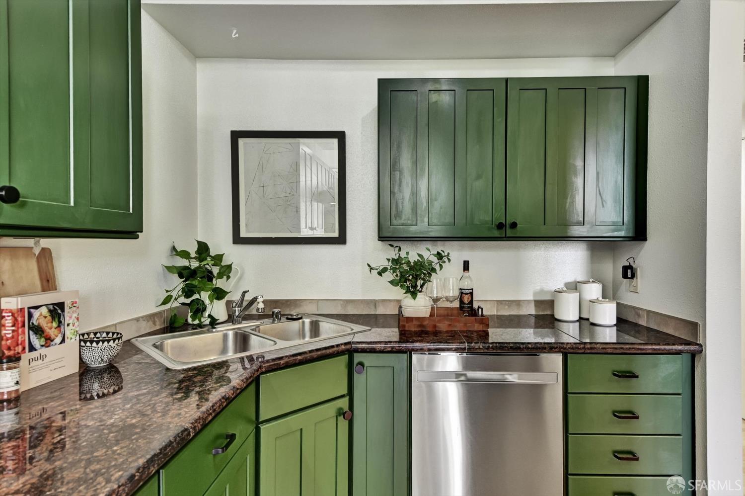 425 28th Street # 202a