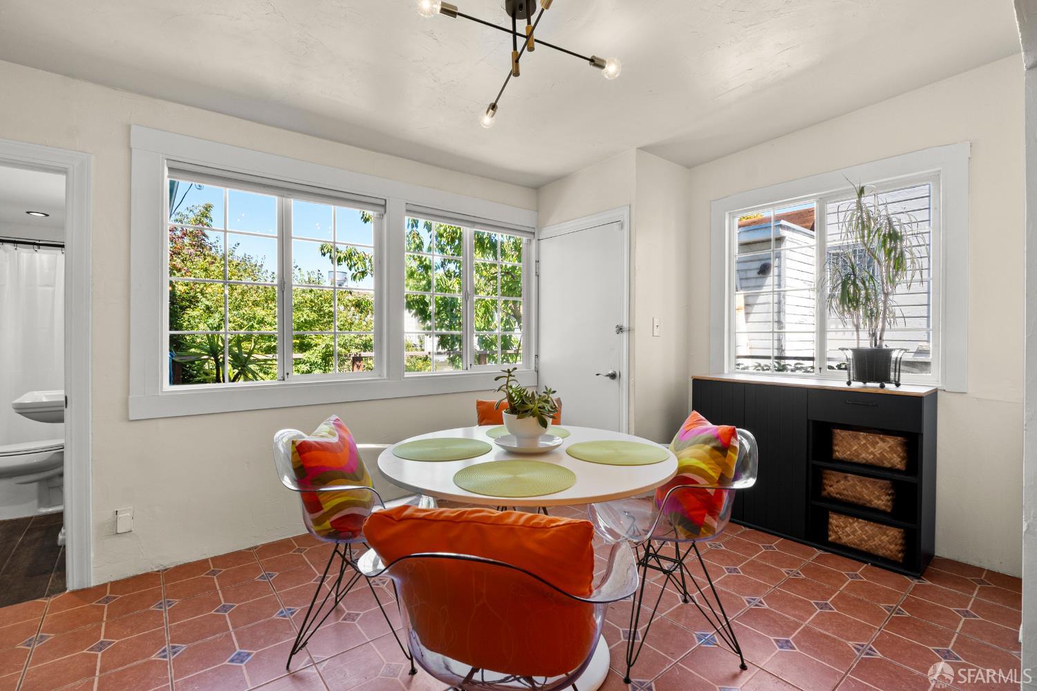 1712 Quesada Avenue