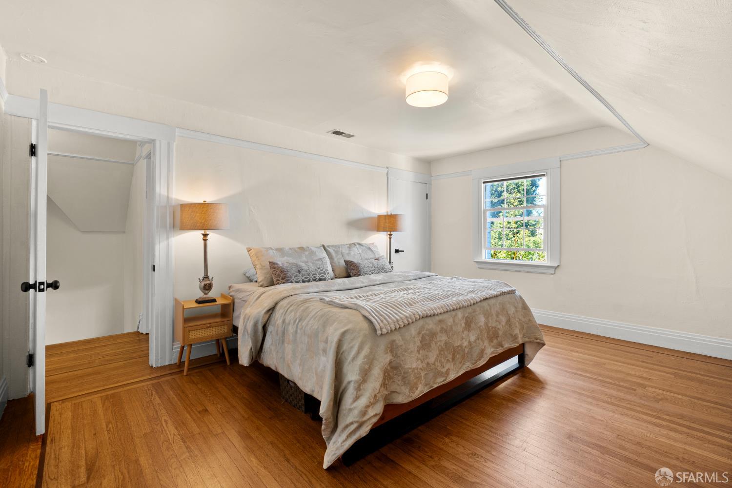1712 Quesada Avenue