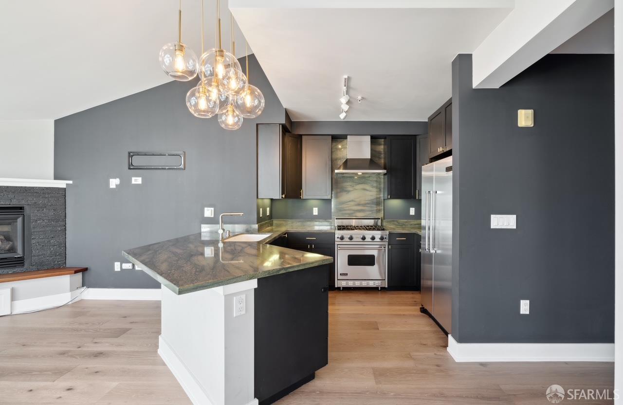 8 Landers Street # 401