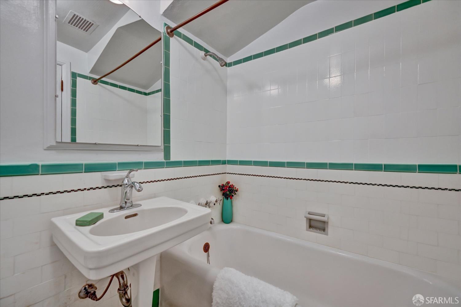 631 Ofarrell Street # 715