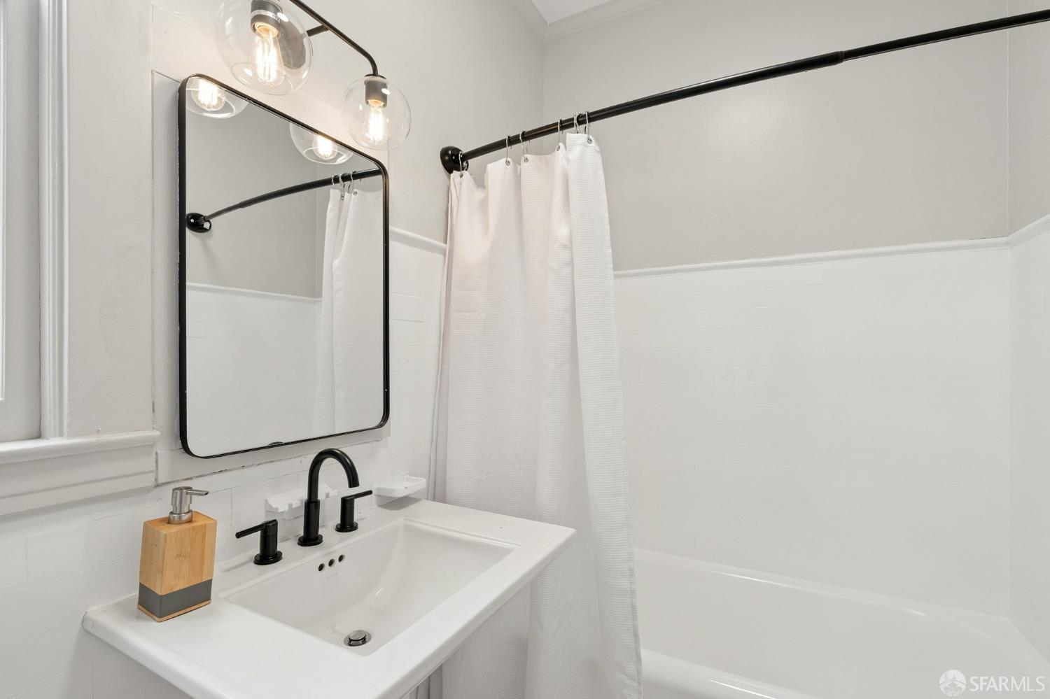 1405 Greenwich Street # 6