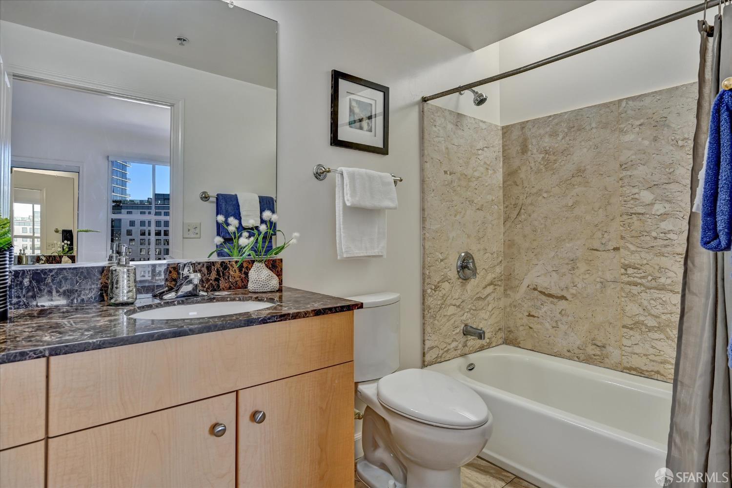 140 S Van Ness Avenue # 819