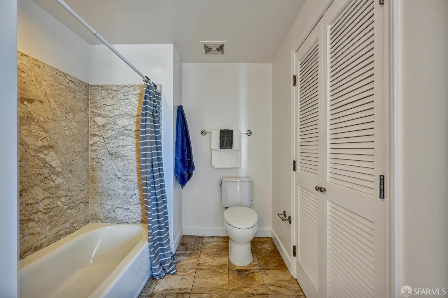 140 S Van Ness Avenue # 819