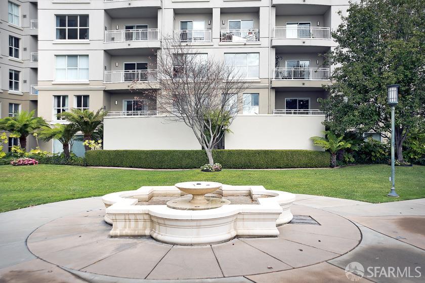 140 S Van Ness Avenue # 819