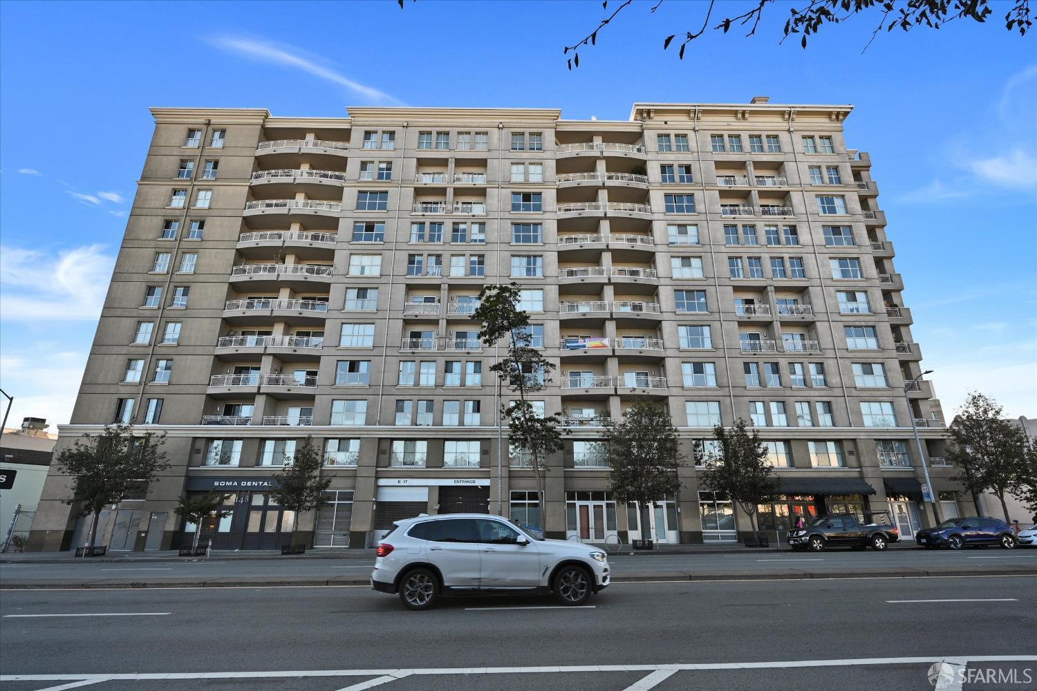 140 S Van Ness Avenue # 819